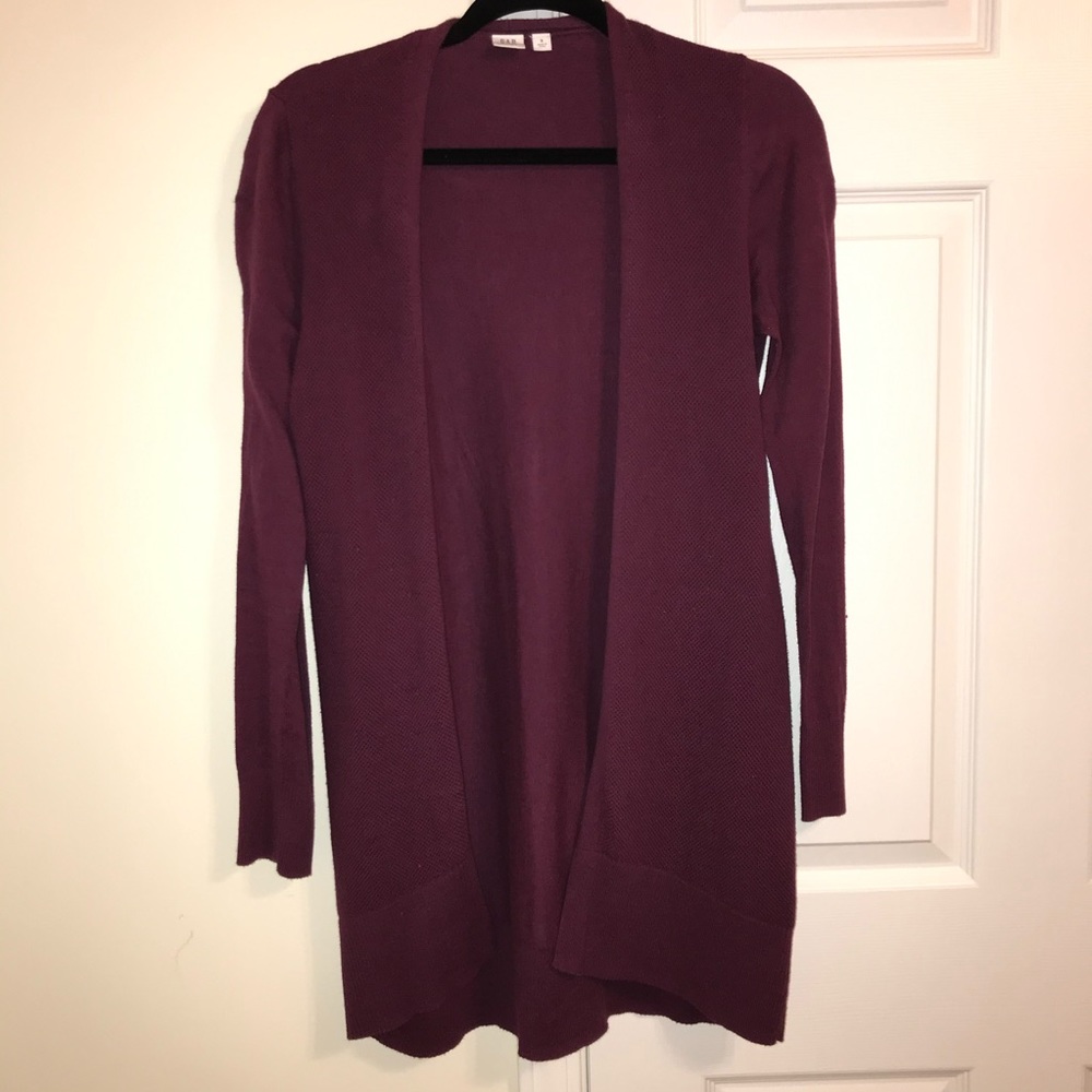 Gap maroon cardigan